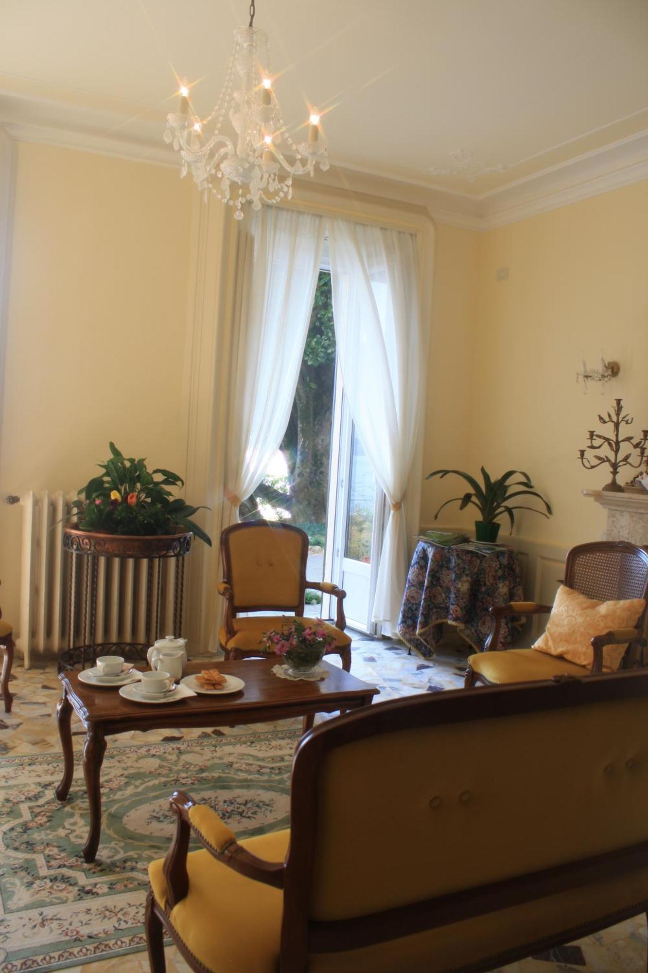 Villa La Mirabella Cadenabbia Bagian luar foto